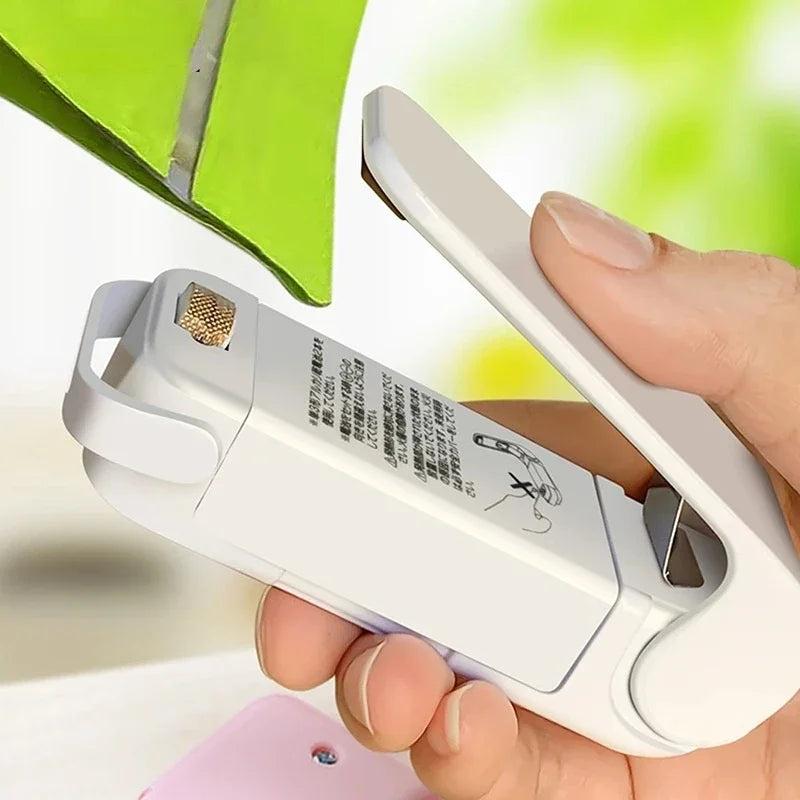 Mini Heat Bag Sealing Machine Package Sealer Bags Thermal Plastic Food Bag Closure Portable Sealer Food Packaging Heat Sealer - storedevanci