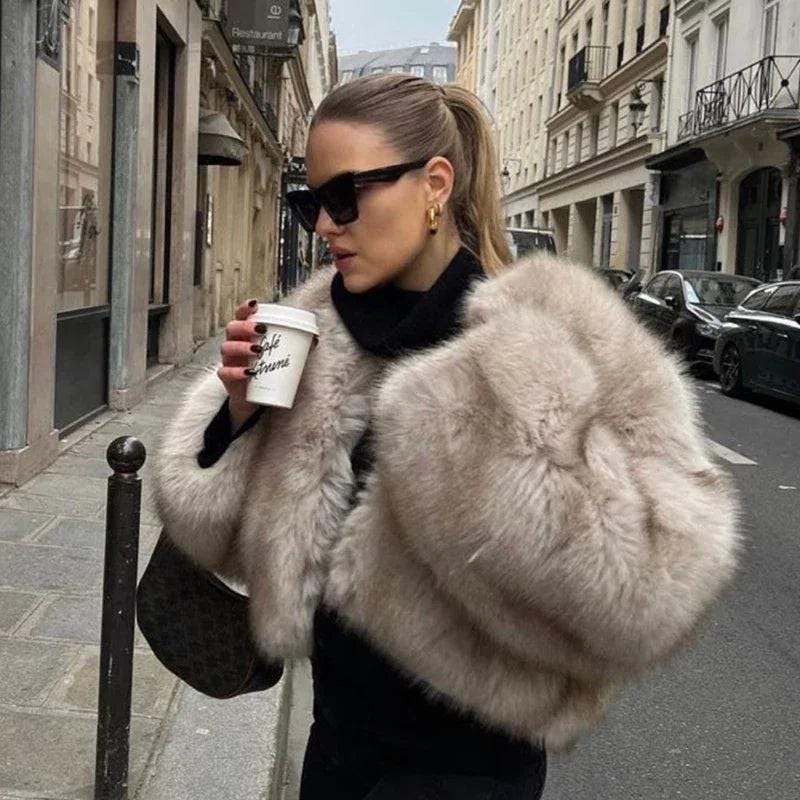 Iconic Street Fashion Week Luxury Brand Gardient Cropped Faux Fur Coat Women Winter Hot Fluffy Jacket - storedevanci